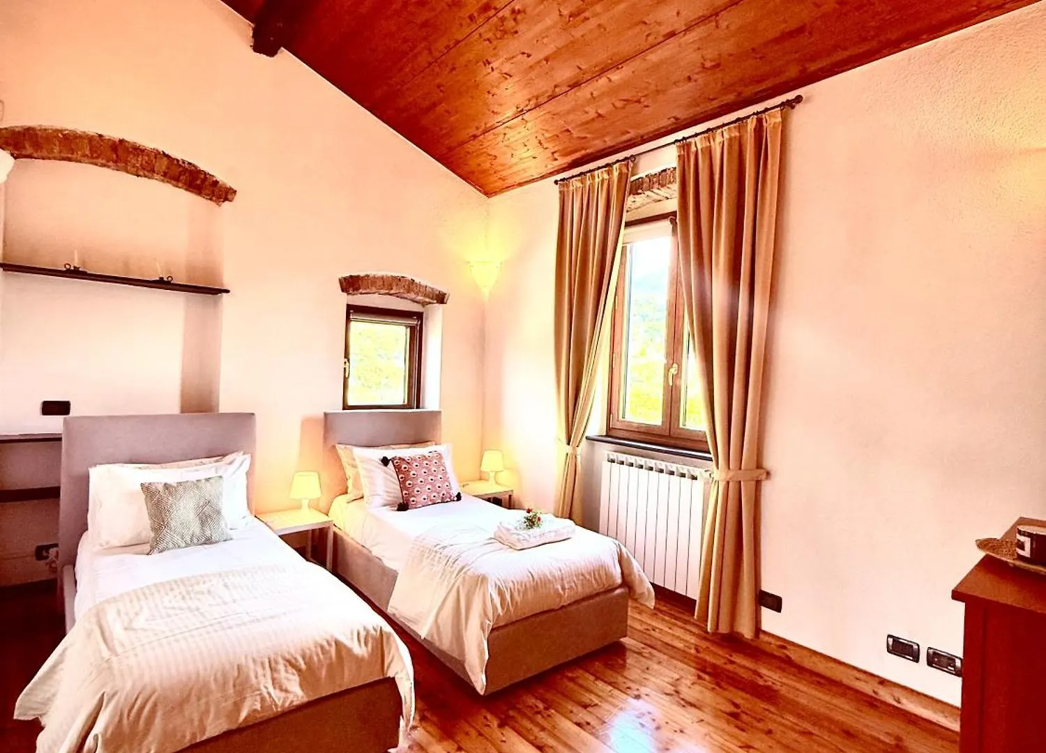 La Villetta - Cozy House With Parking, Wifi, Wall Box And Air Conditioning Rapallo