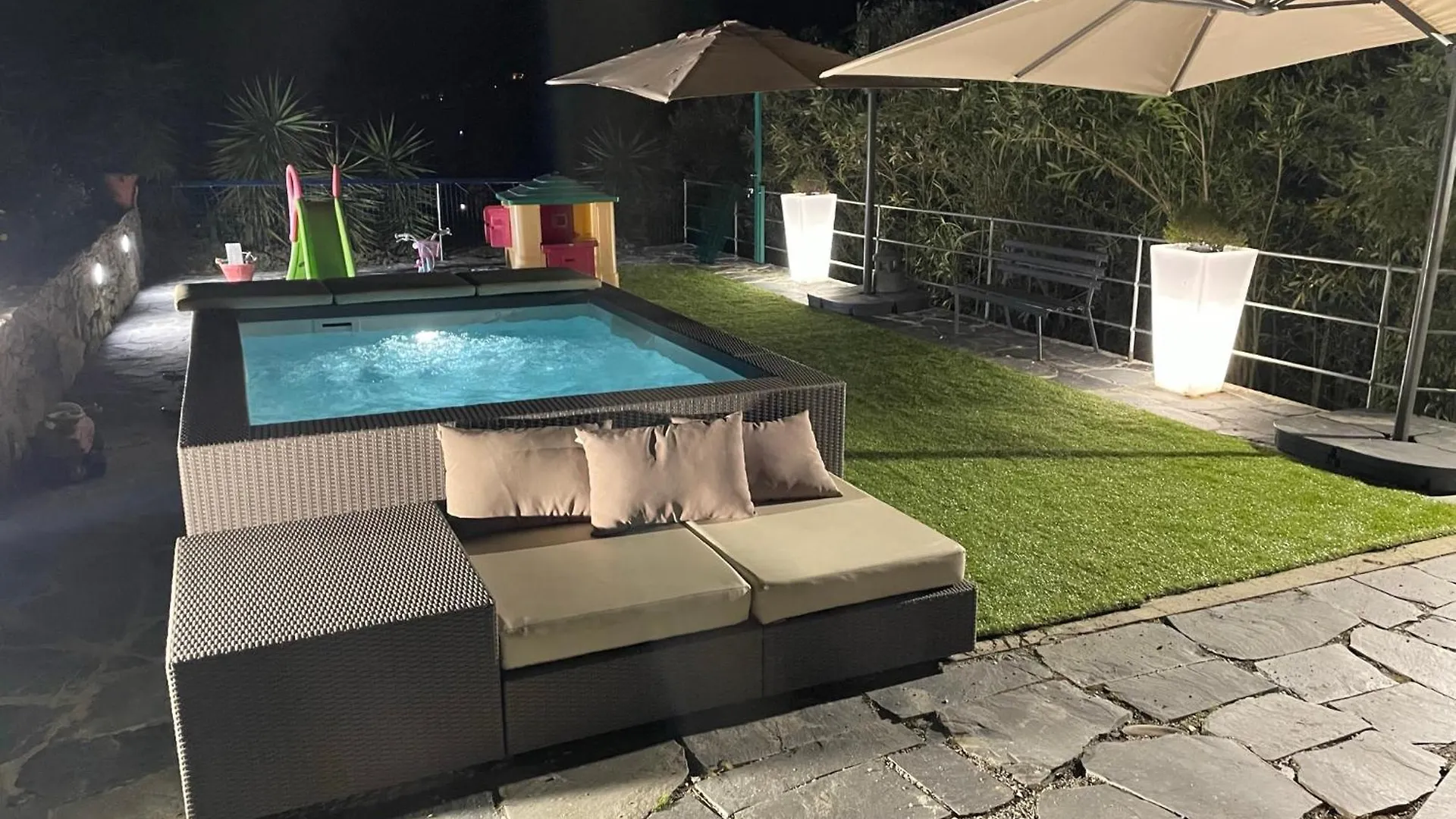 La Villetta - Cozy House With Parking, Wifi, Wall Box And Air Conditioning Rapallo
