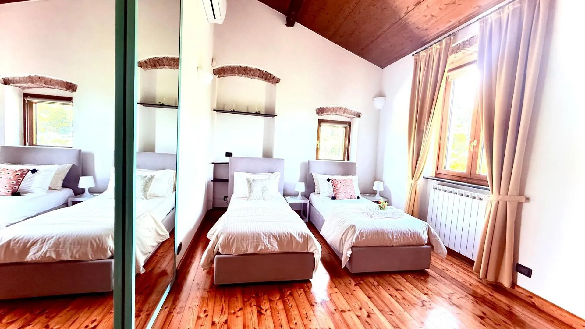Vakantiehuis La Villetta - Cozy House With Parking, Wifi, Wall Box And Air Conditioning Rapallo